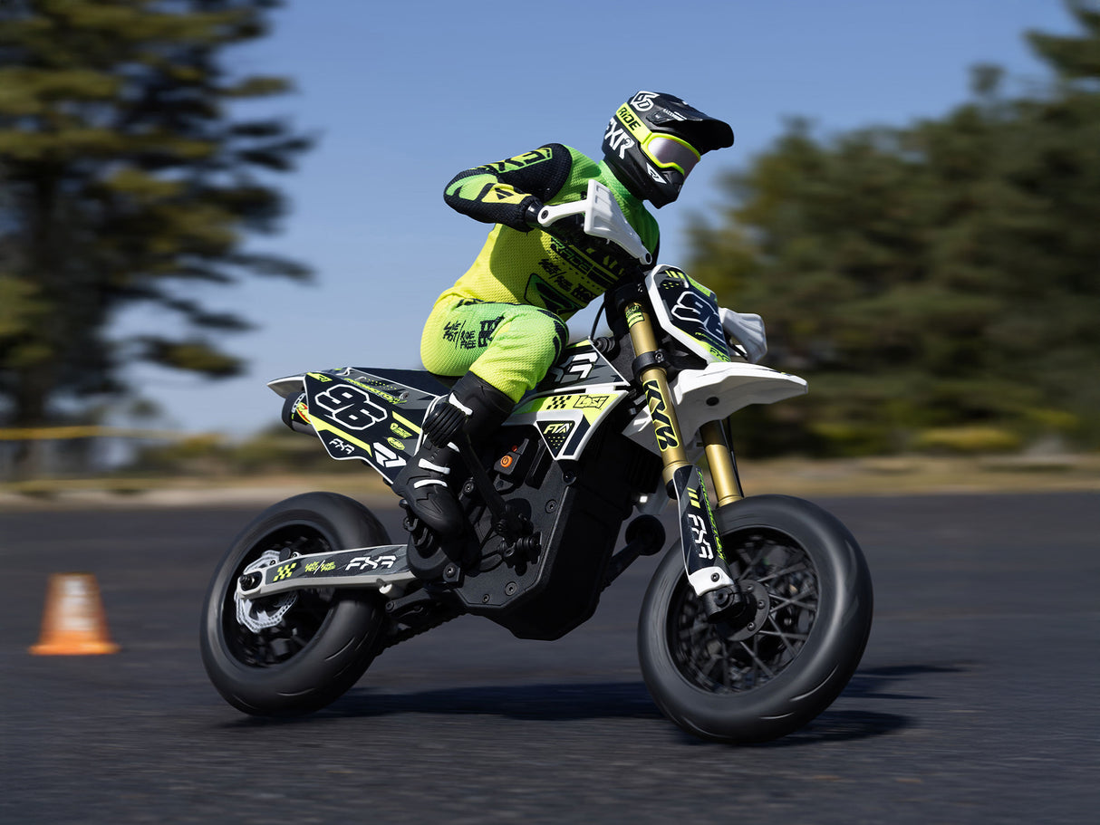 1/4 Promoto-SM FXR Supermoto Motorcycle RTR (Batt & Charger) - LOS2310