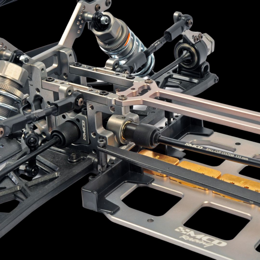 MCD OCTOX Rear bulkhead and drive train in focus