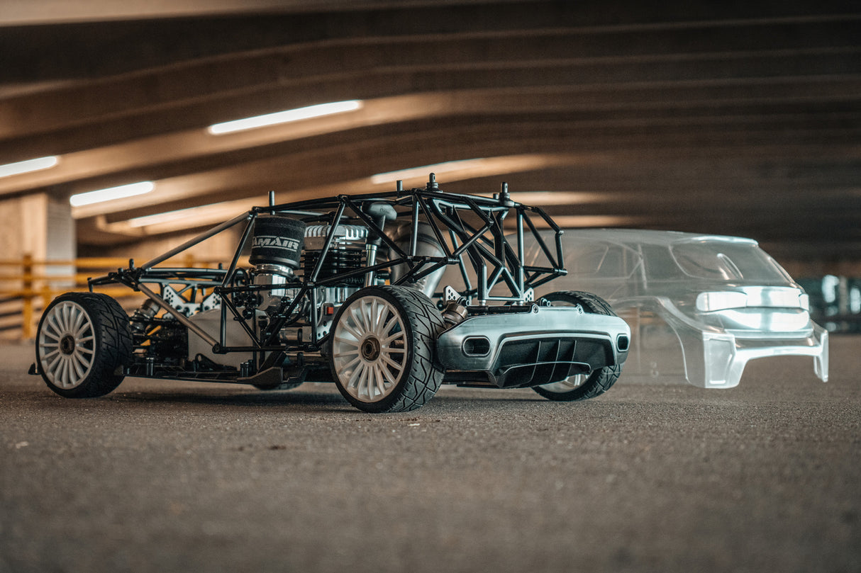 MCD XR5 view of roll cage with Taylor big bore engine