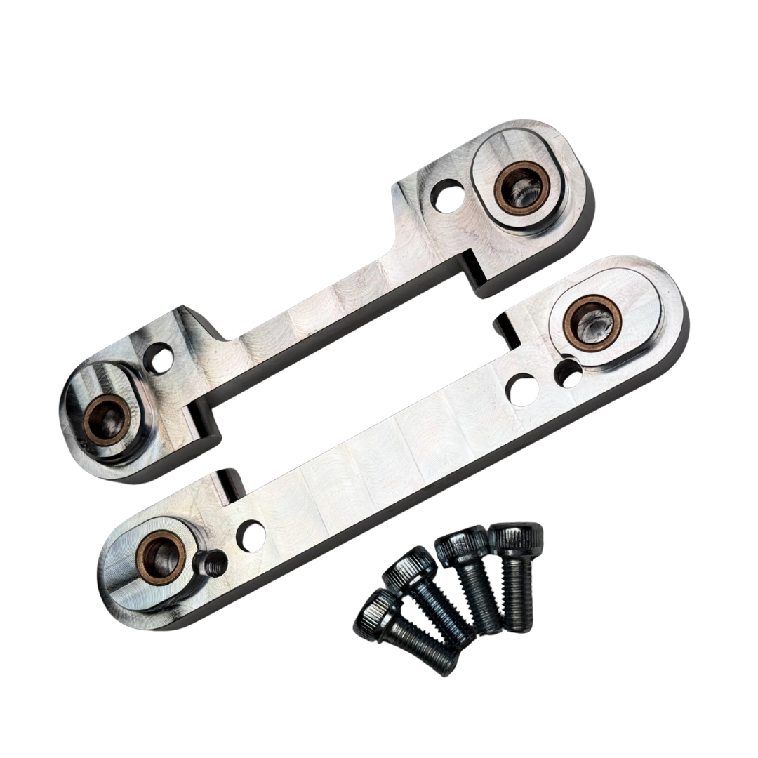 OUTLAW V4 Rear Hinge Pin Brace Set (Incl Bushes)