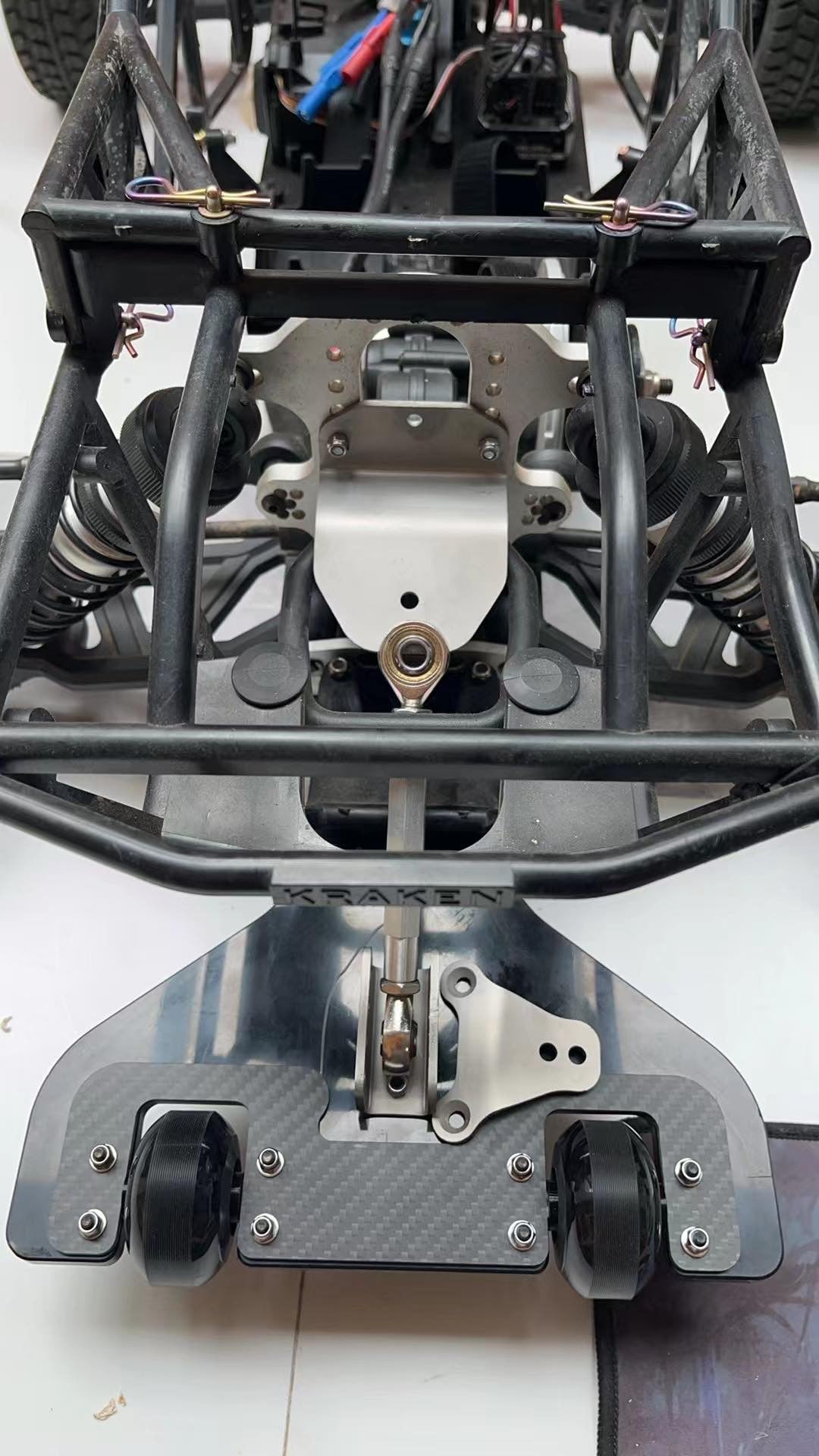 Bebop Wheelie Bar (for Baja, Hybrids, Losi 5T, 3.0 & VESLA)
