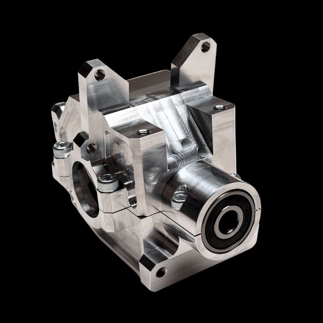 TAYLOR Losi 5T, 5ive 2.0 & 5B Diff Housing / Bulkhead Set