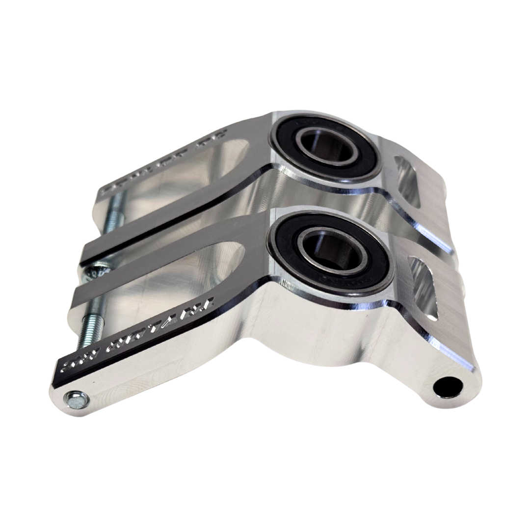 (SALE) TAYLOR Billet Baja Rear Hubs with Oversize Bearings